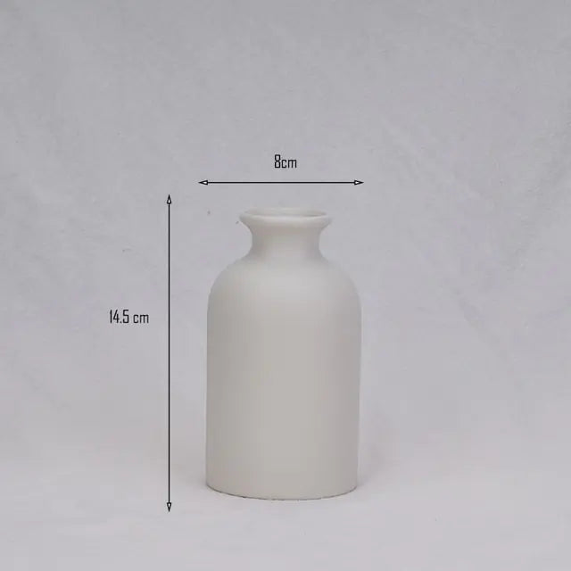 Simple Ceramic Vase quality vase with smooth finish, 14.5 cm tall and 8 cm wide, perfect for home dΓ©cor.