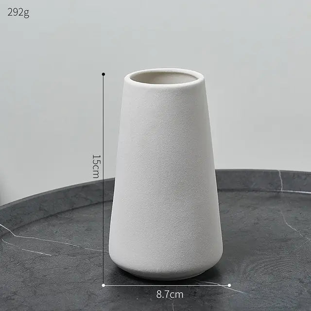 Simple Ceramic Vase - Timeless Elegance for Your Home