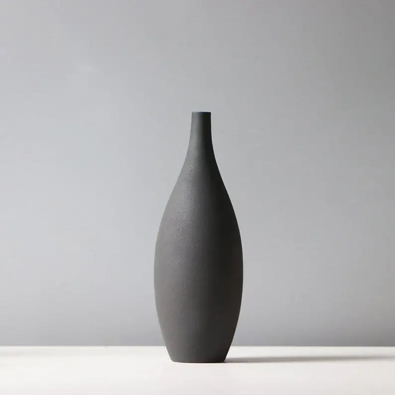 Ceramic vases in Nordic style for home display