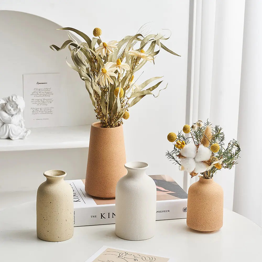 Simple Ceramic Vase - Timeless Elegance for Your Home
