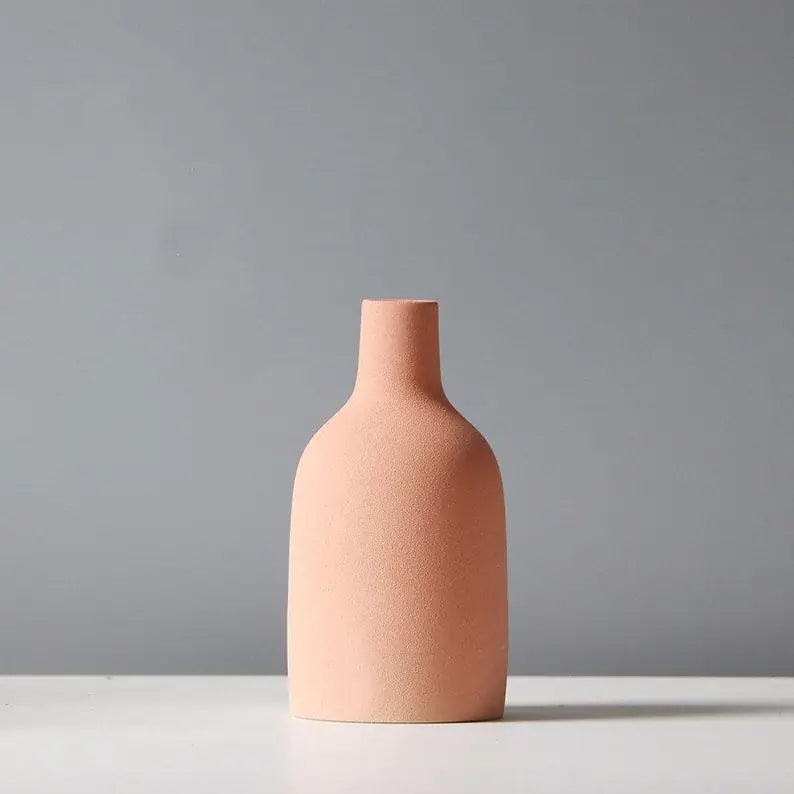 Ceramic vases in Nordic style for home display
