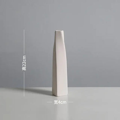 Antique-inspired Chinese vase decoration”