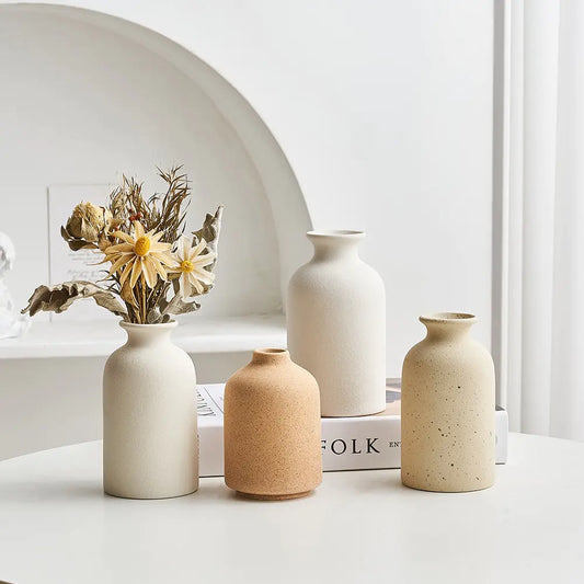 Simple Ceramic Vase - Timeless Elegance for Your Home