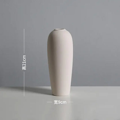 Antique-inspired Chinese vase decoration”